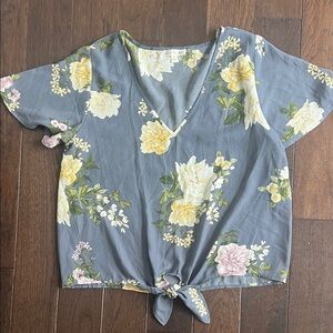 nine britton Blue Floral V-Neck Tie-Front Blouse